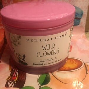 Red Leaf Home Wild Flowers Candle